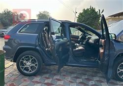 جیپ L گراند شیرۆکی